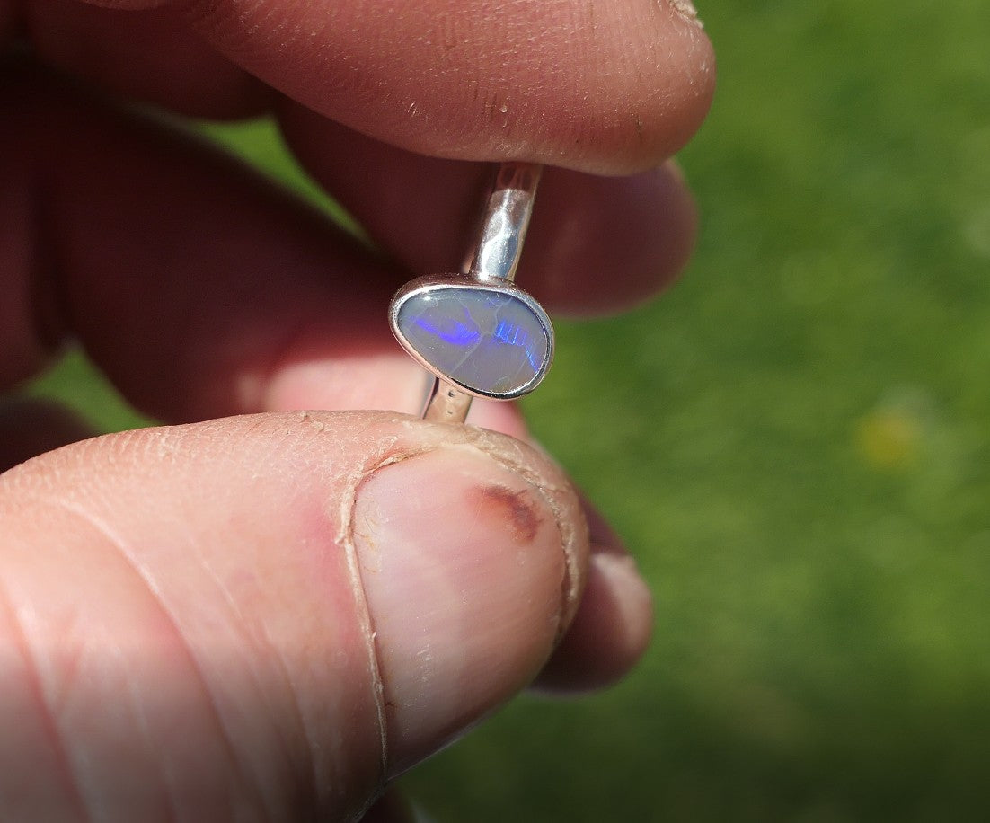 Silver opal ring size 7 / N.1/2