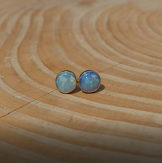 6mm 18k gold earstuds