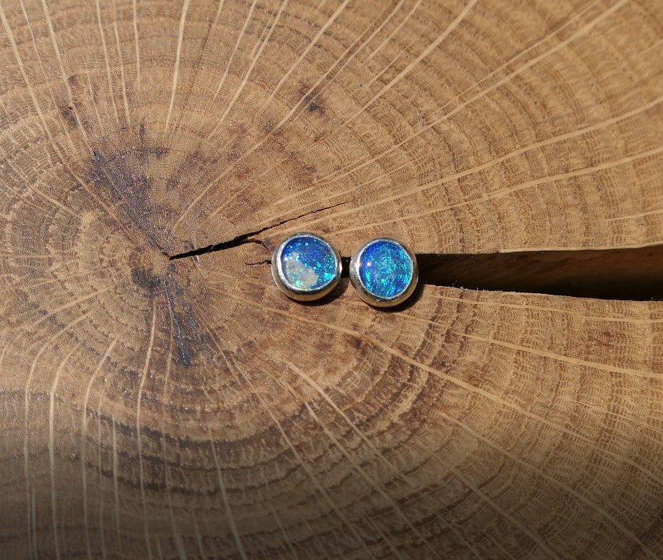 5mm silver solid opal earstuds