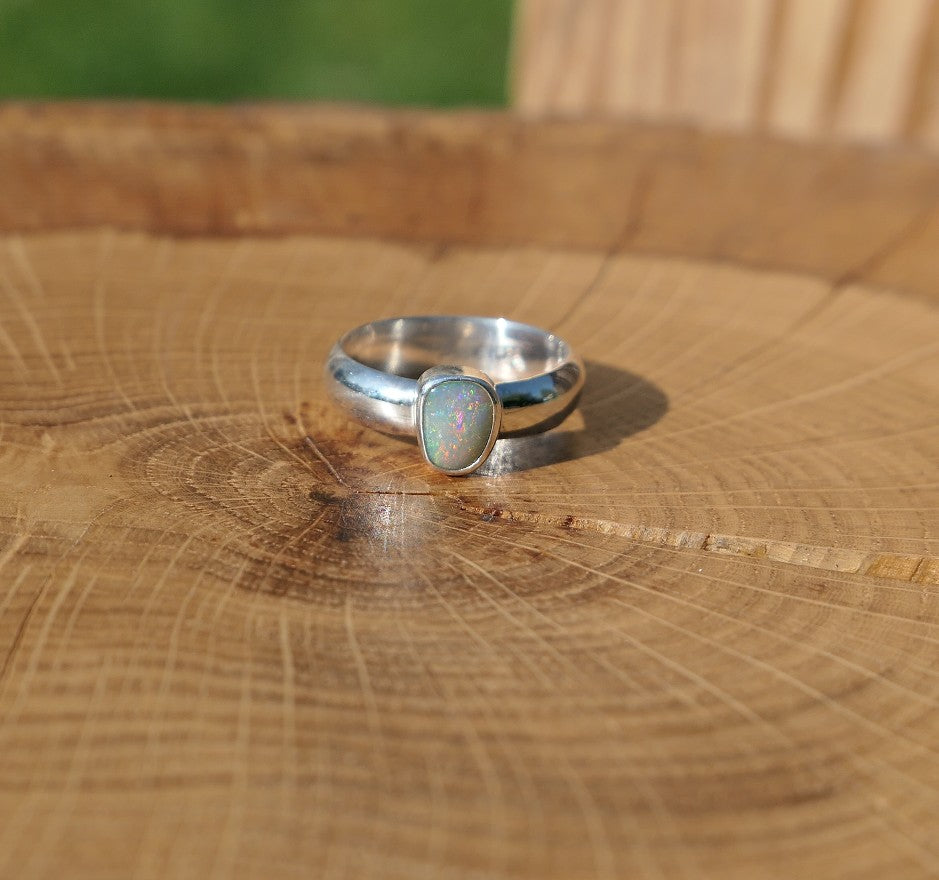 Silver solid opal chunky ring size N