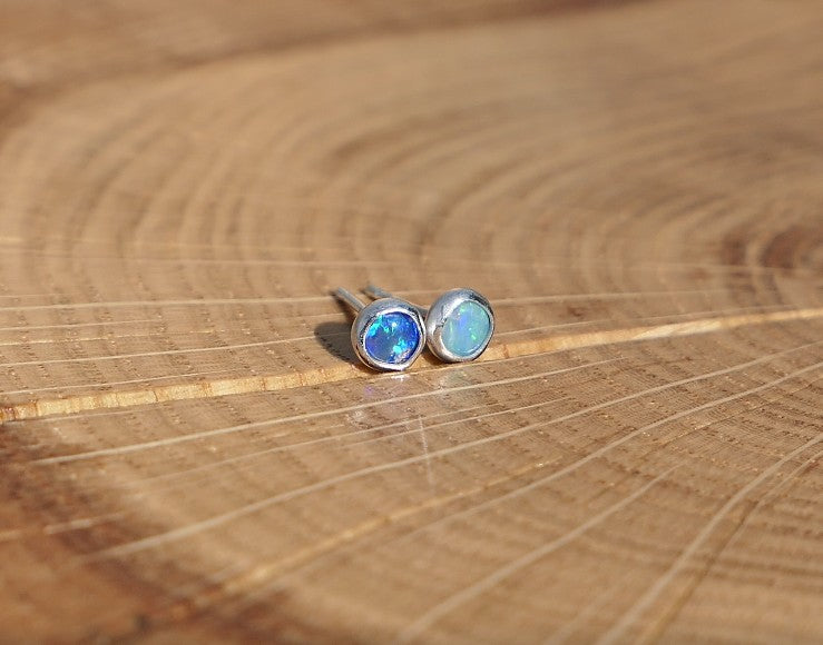 4mm silver solid opal earstuds