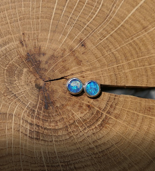 5mm silver solid opal earstuds
