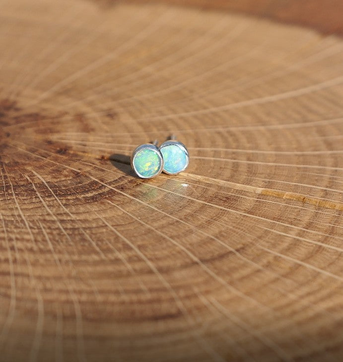 4mm silver solid opal earstuds