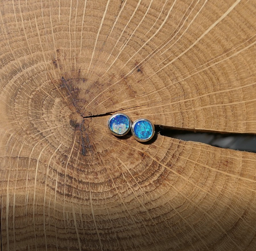 5mm silver solid opal earstuds