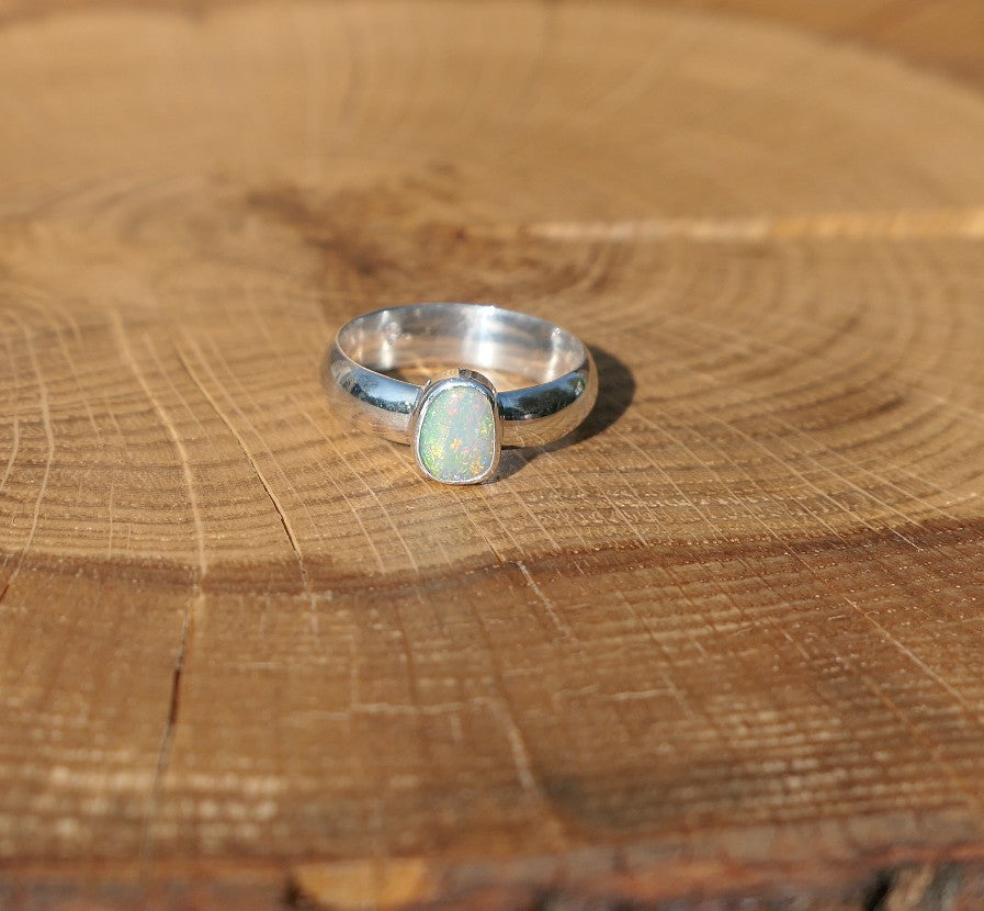 Silver solid opal chunky ring size N