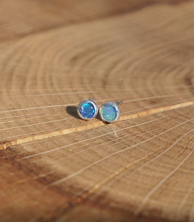 4mm silver solid opal earstuds