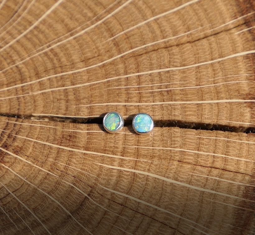 4mm silver solid opal earstuds