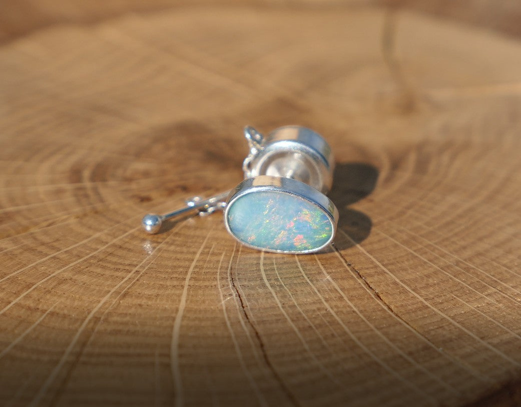 Silver tie tack with Coober Pedy opal.