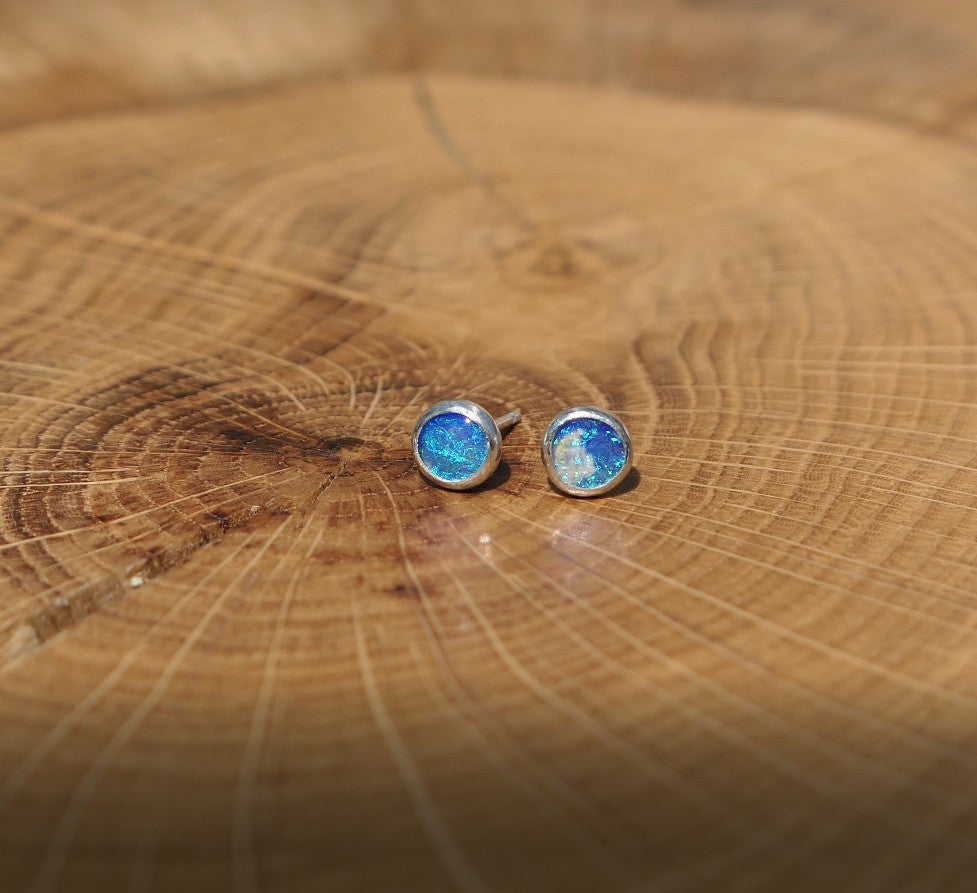 5mm silver solid opal earstuds