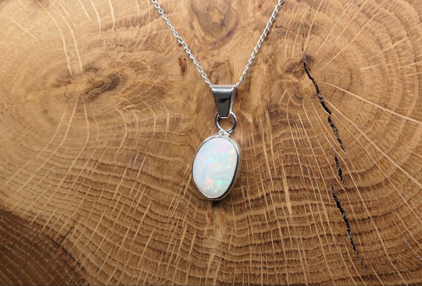 Silver Coober Pedy opal pendant