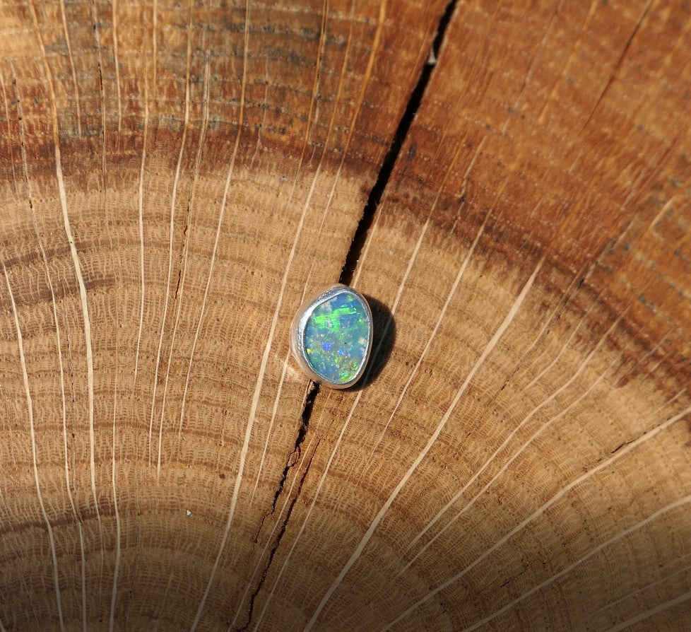 Silver tie tack with Lightning Ridge doublet