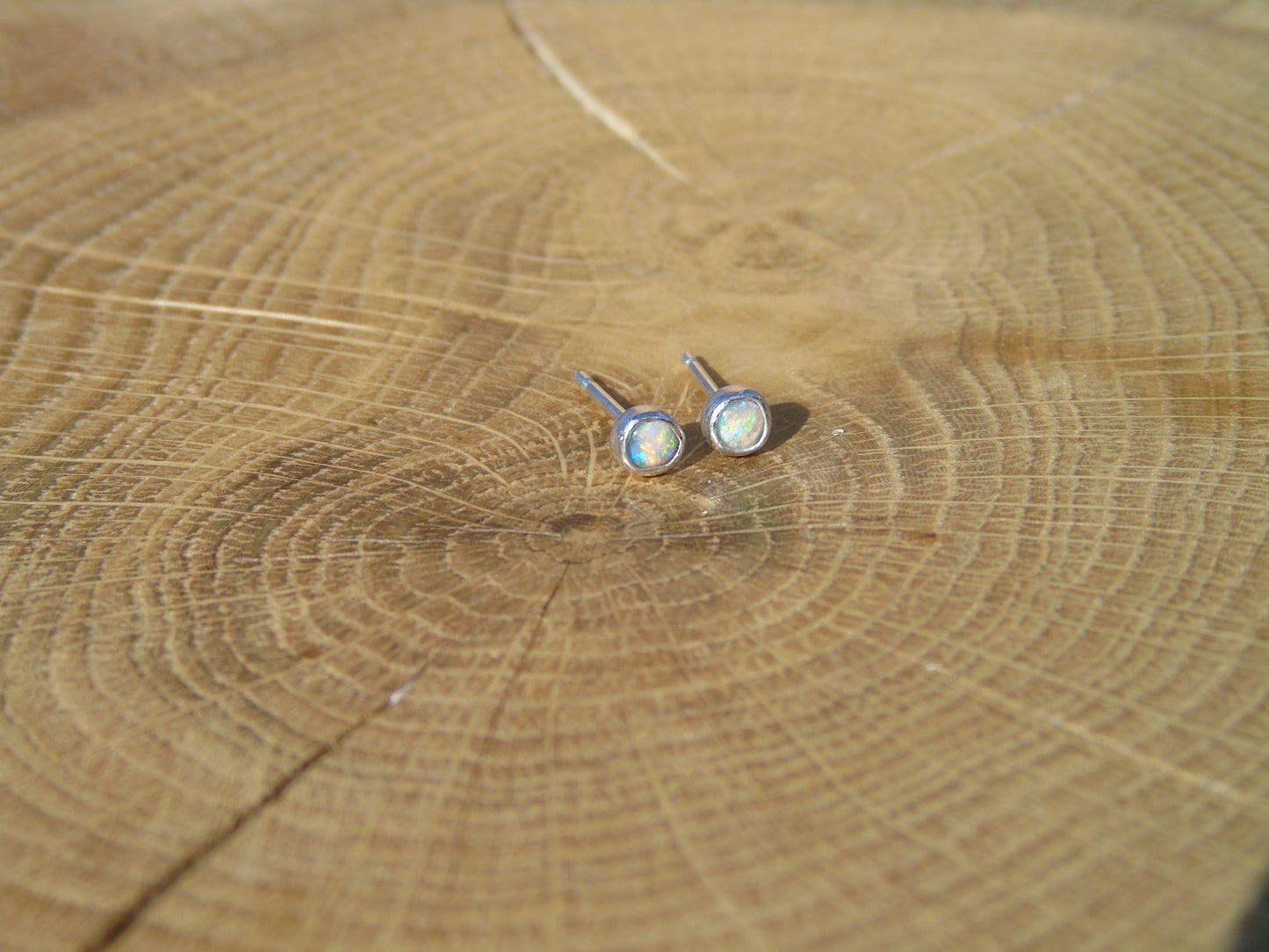 3mm silver earstuds