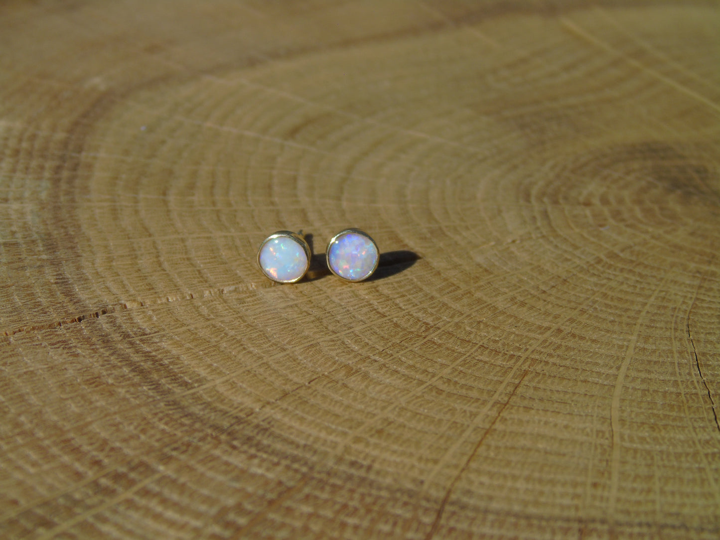 5mm 18k gold earstuds