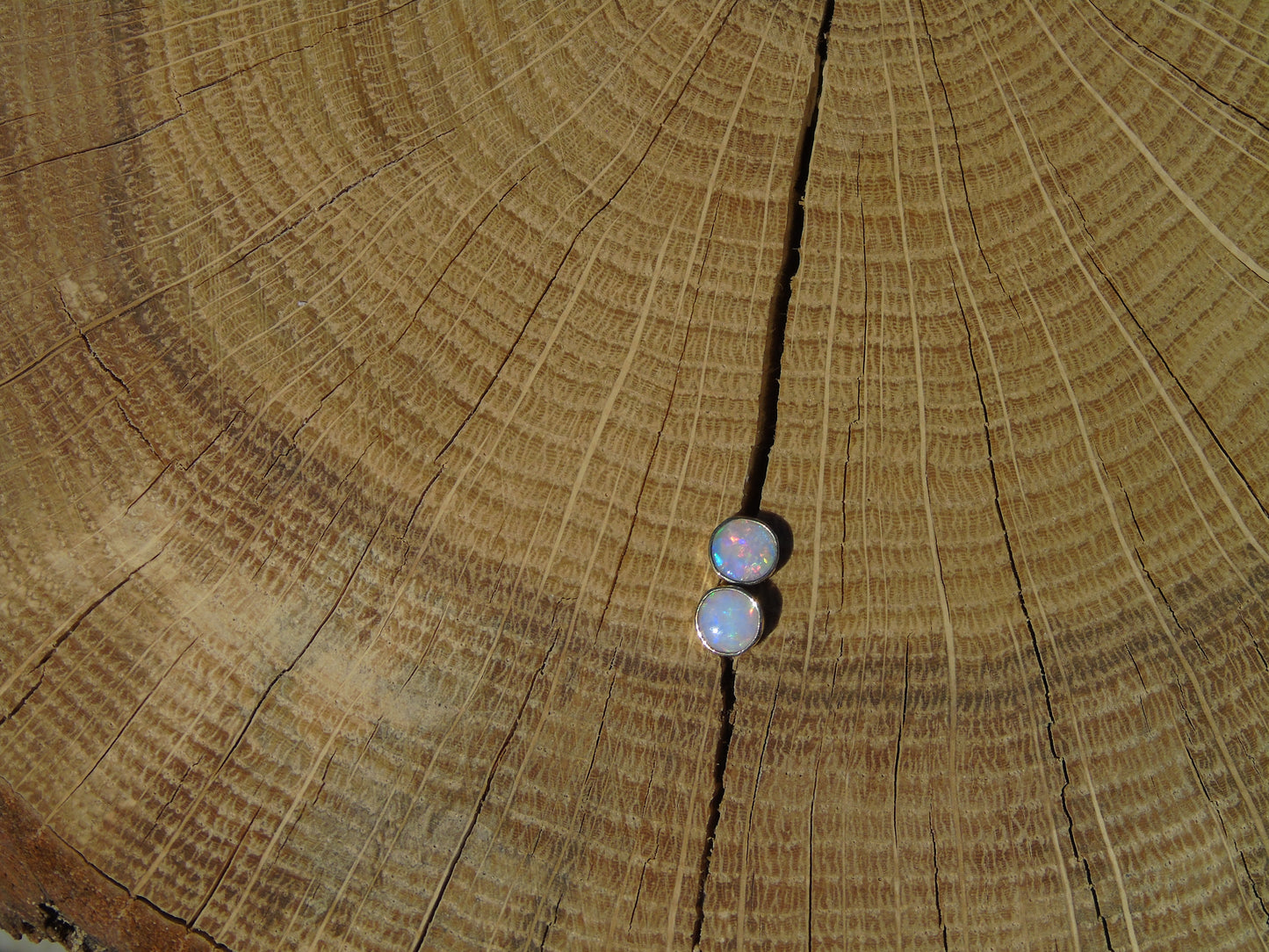 5mm 18k gold earstuds