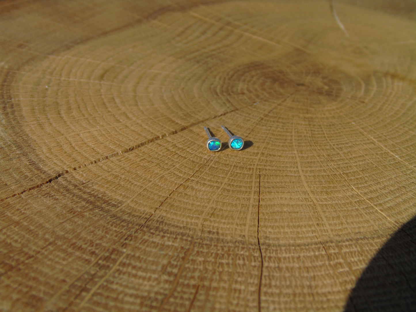 3mm silver earstuds