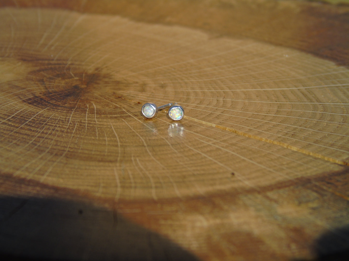 3mm silver earstuds