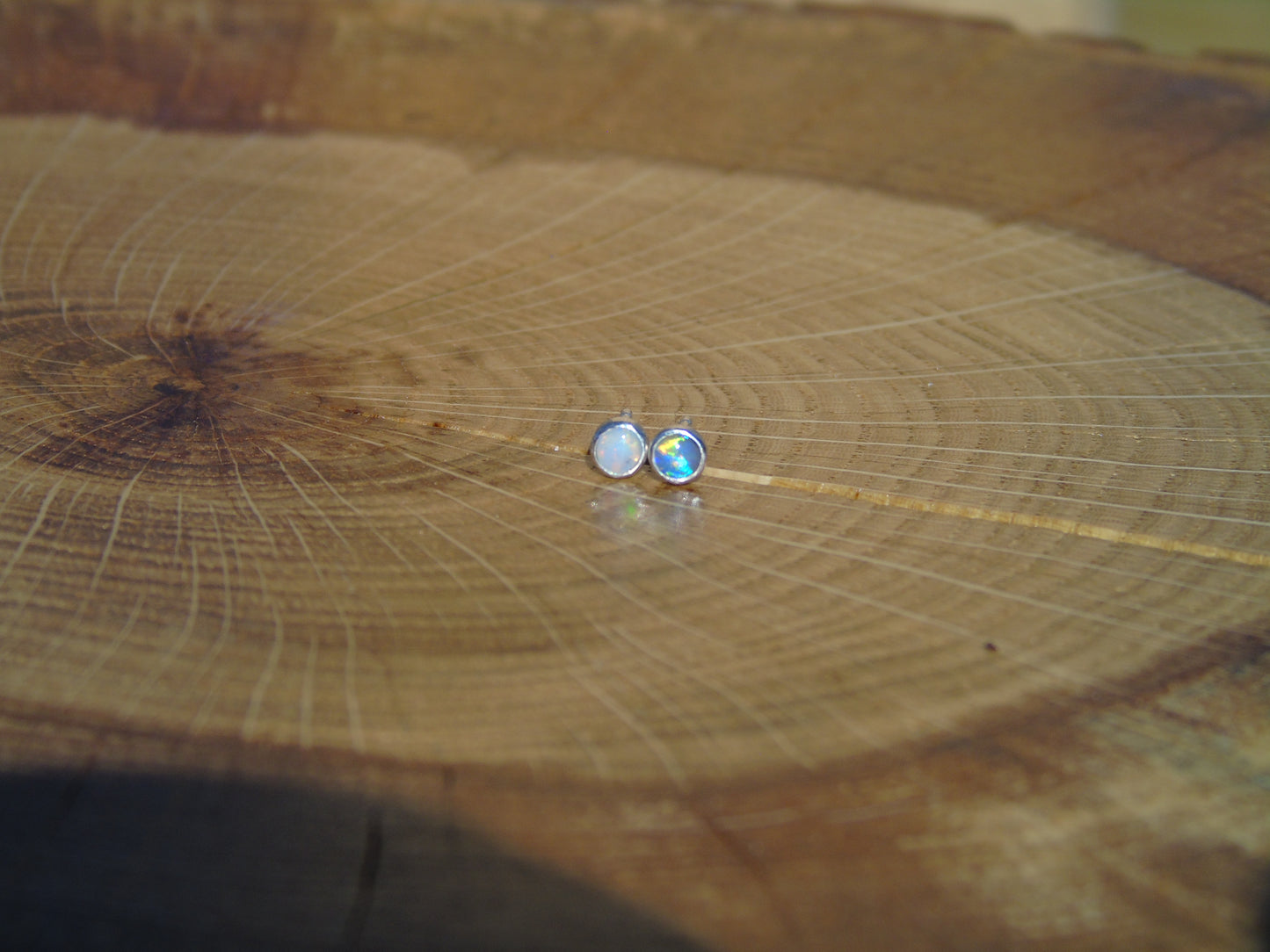 3mm silver earstuds