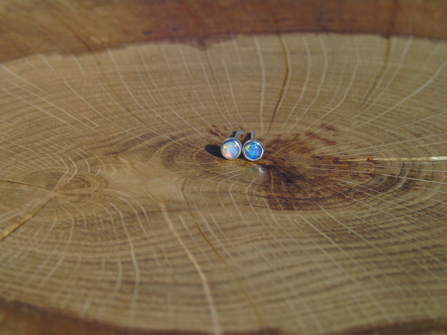3mm silver earstuds