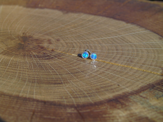 3mm silver earstuds