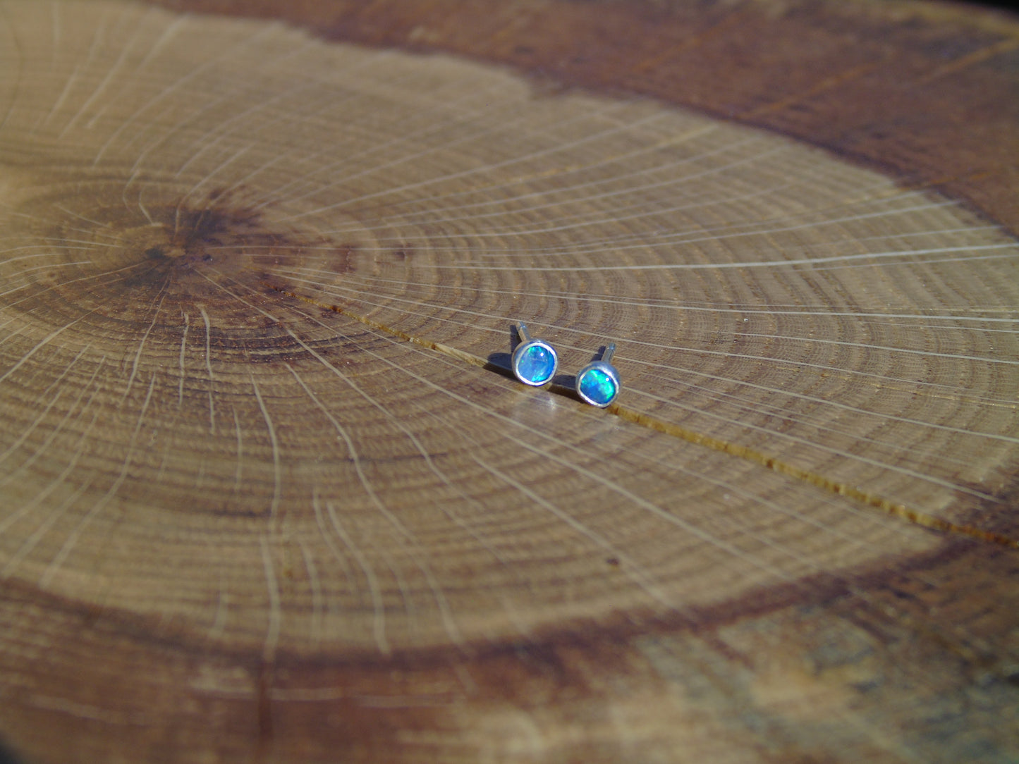 3mm silver earstuds