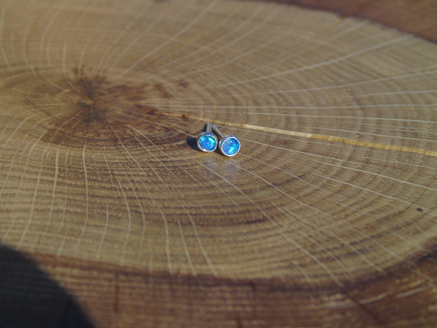 3mm silver earstuds