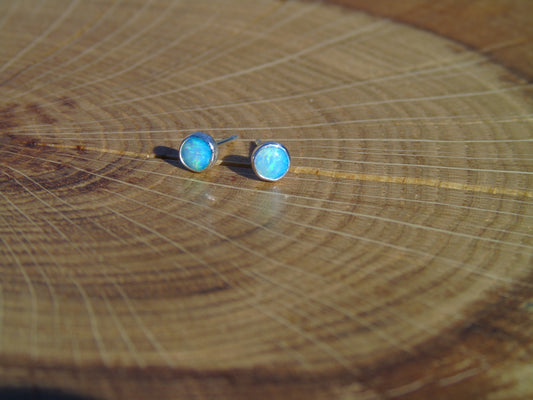 4mm silver earstuds