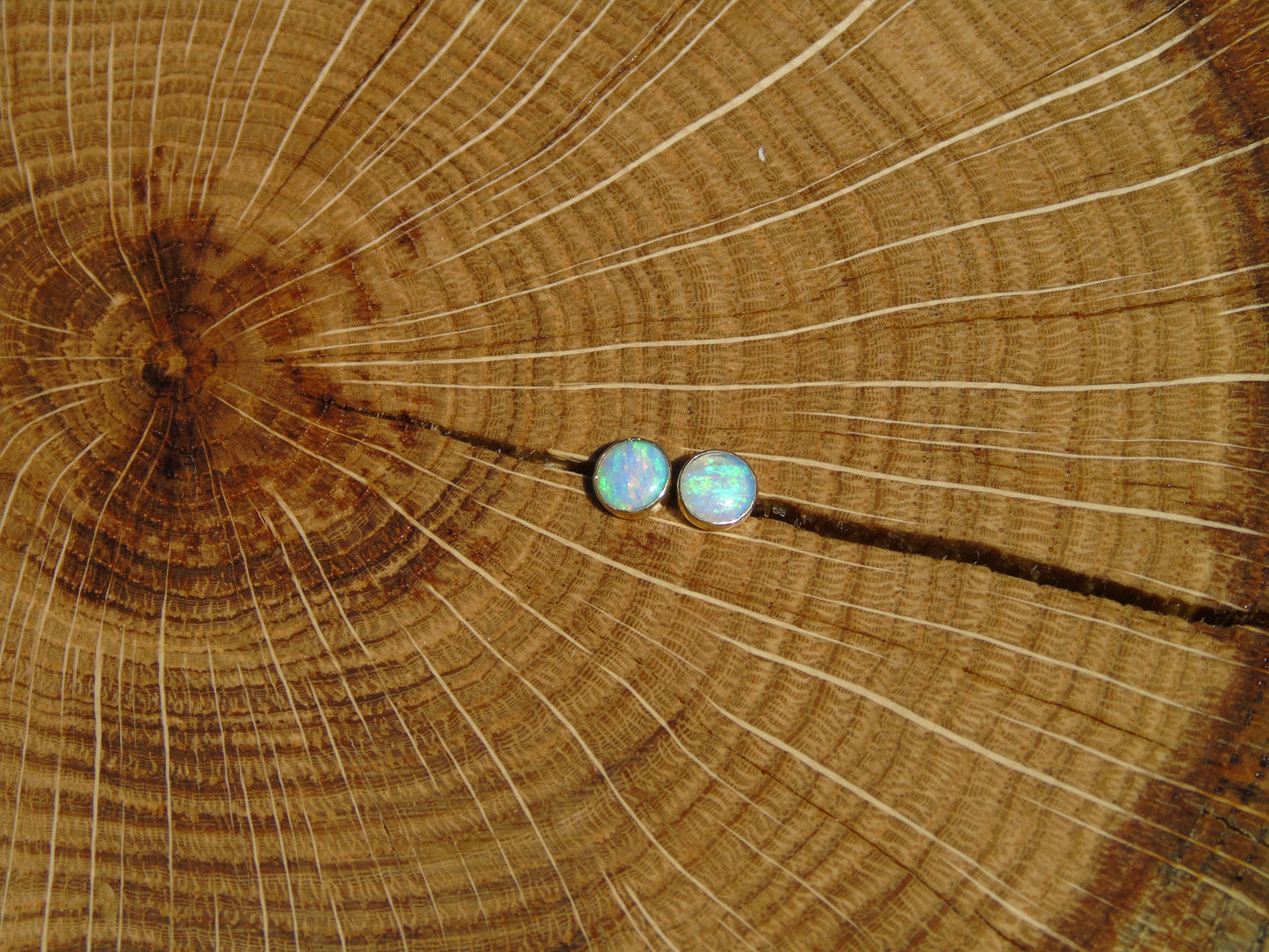 5mm 18k gold earstuds