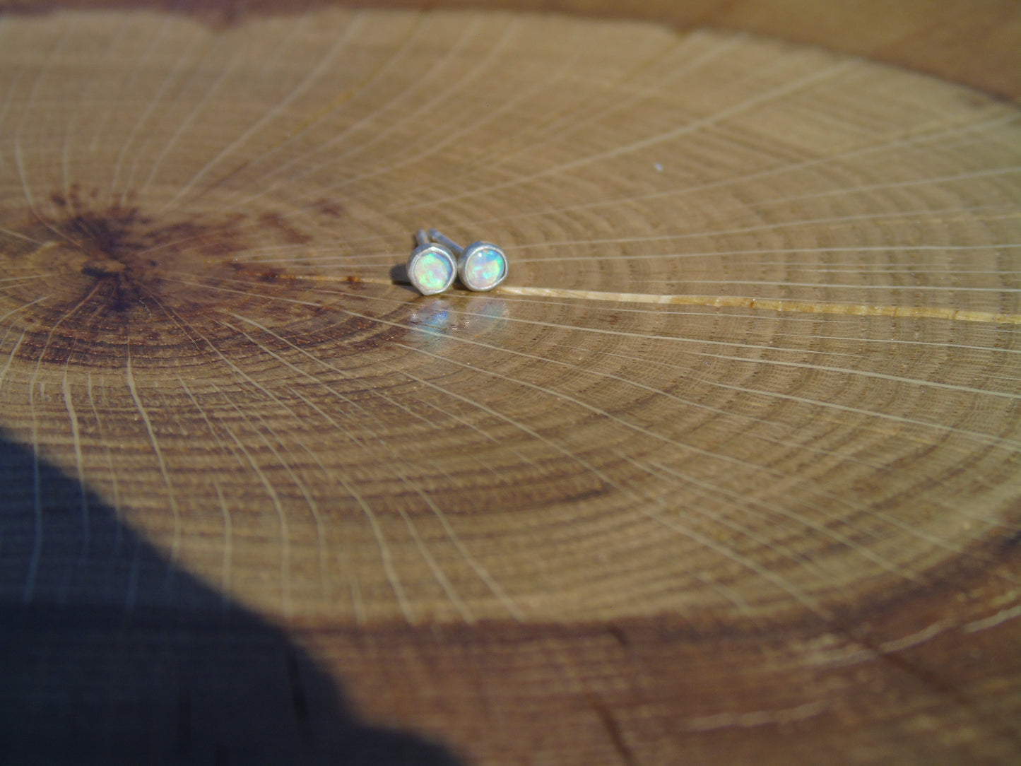 3mm silver earstuds