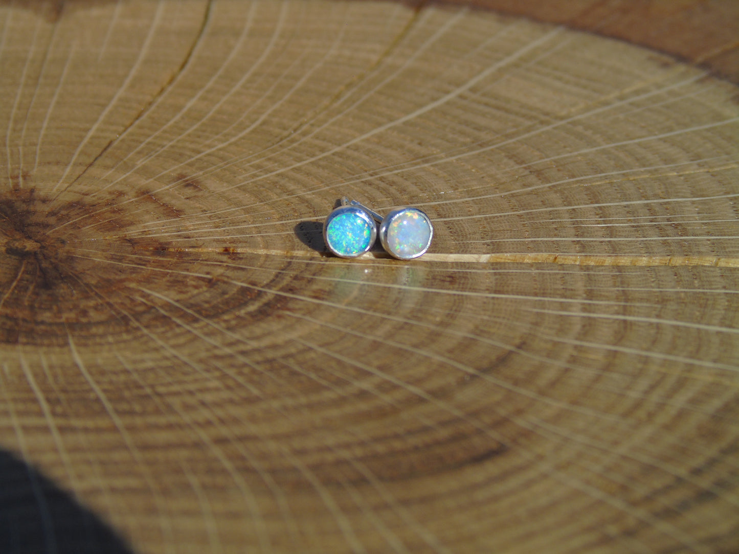 4mm silver solid opal earstuds