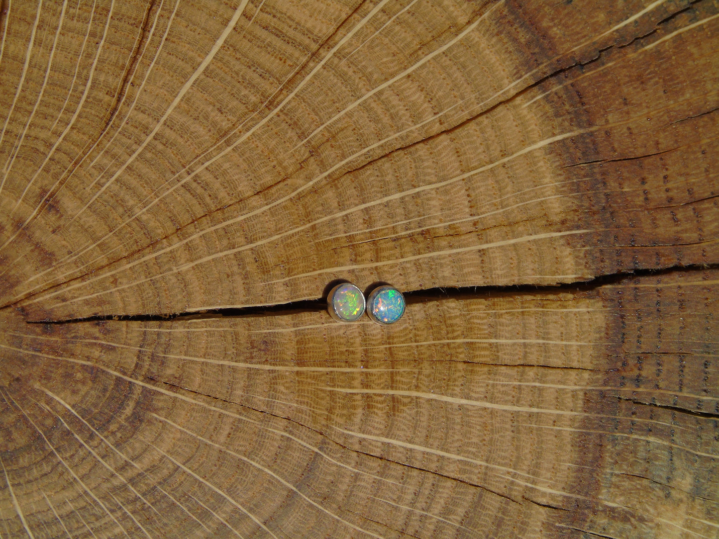 4mm silver solid opal earstuds