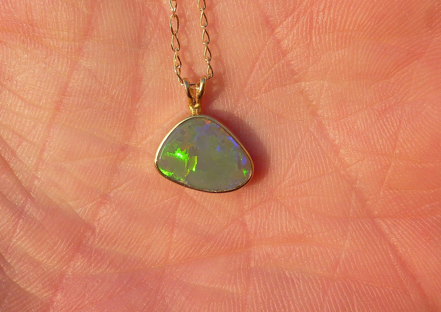 18k gold solid opal pendant