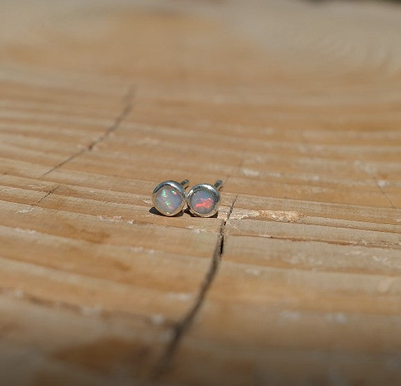 3mm silver earstuds