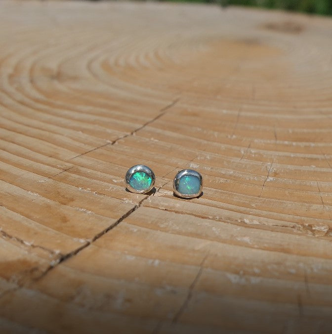 5mm silver earstuds