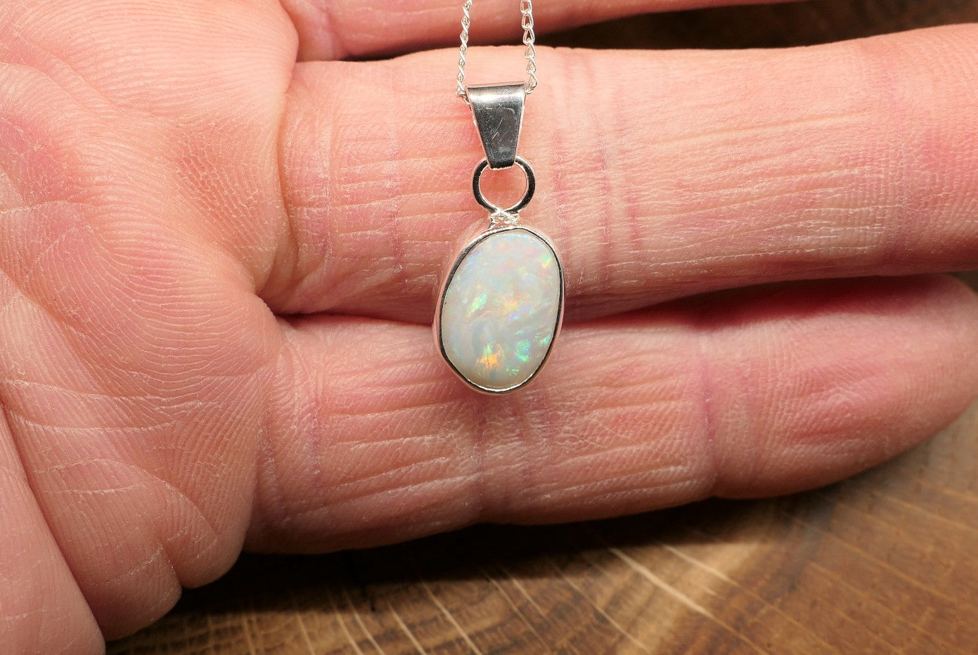 Silver Coober Pedy opal pendant