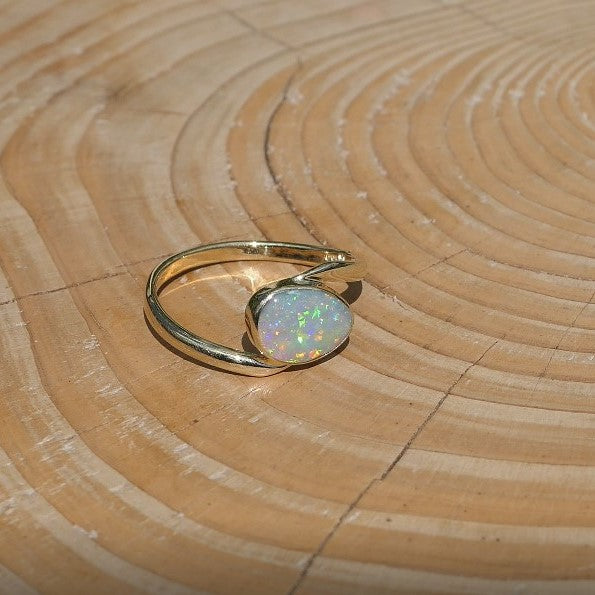 18k gold opal ring