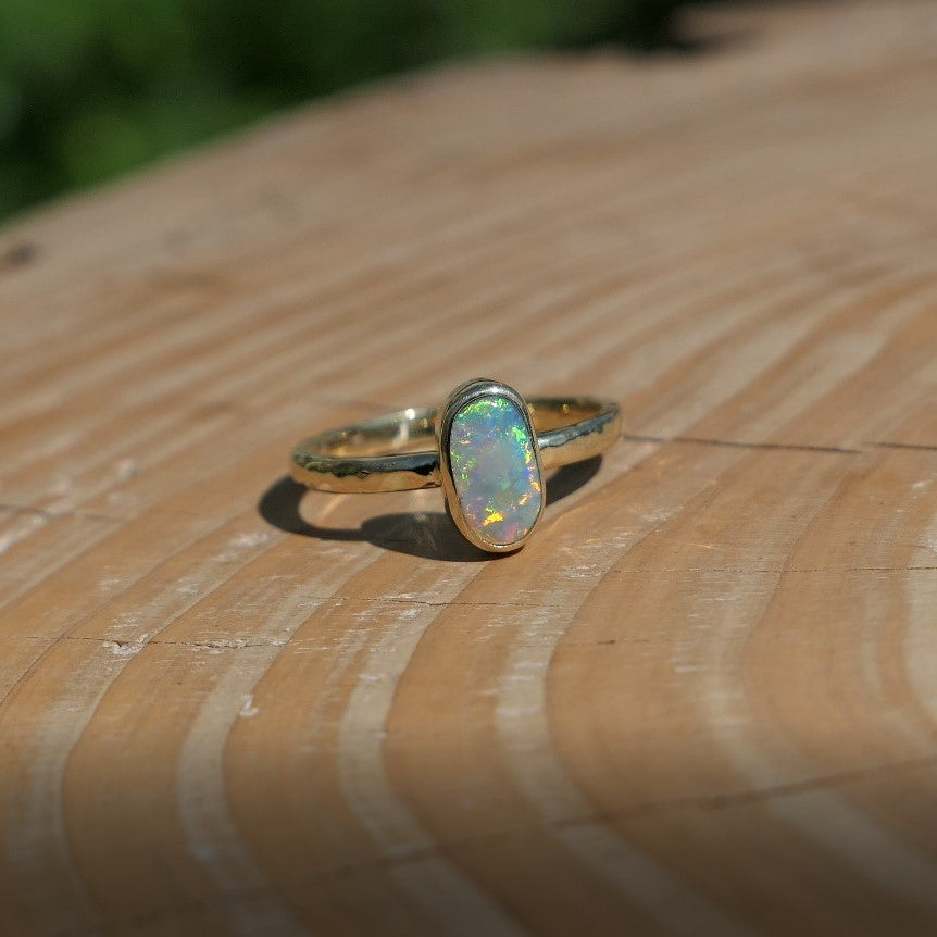 18k gold opal ring