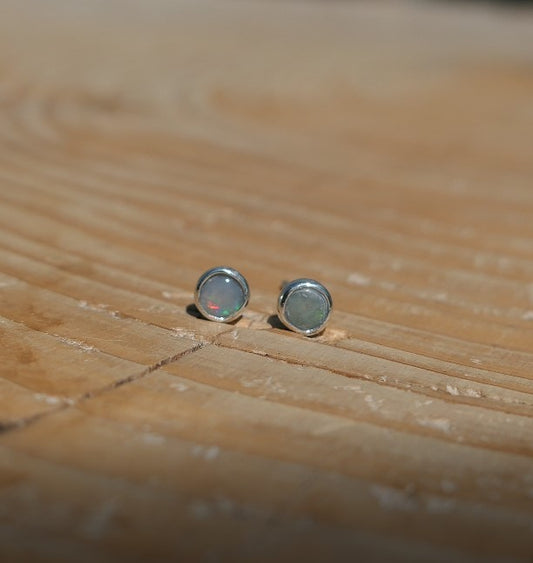 4mm silver earstuds