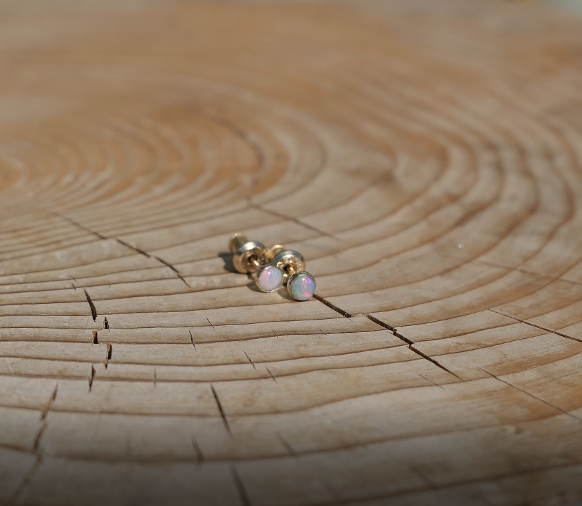 3mm 14k gold earstuds