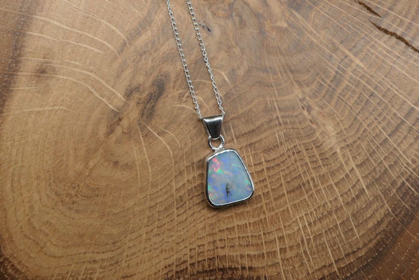 Silver Mintubi opal pendant