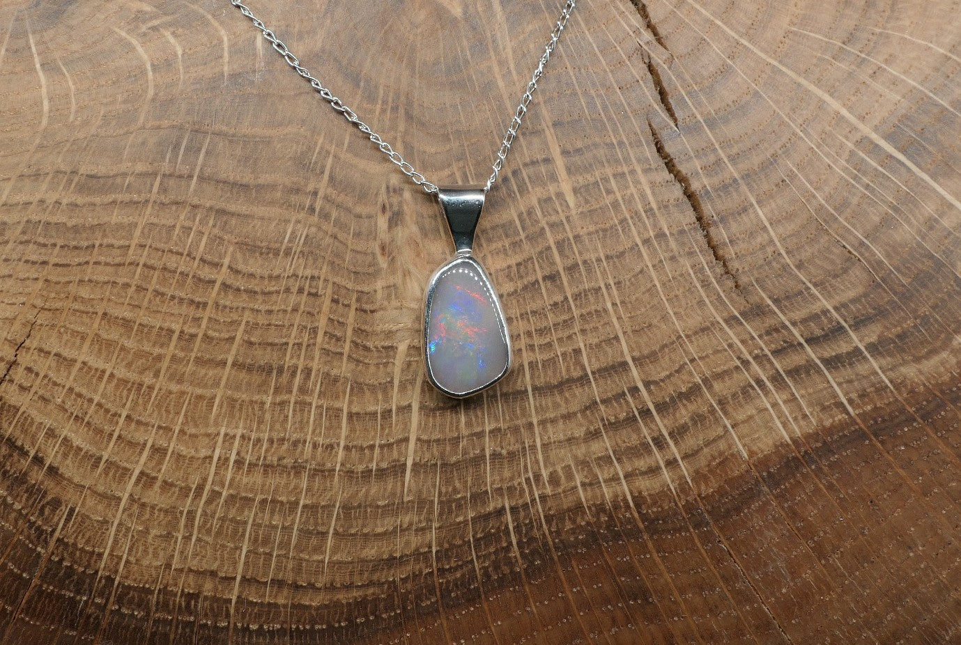 Silver Mintubi opal pendant