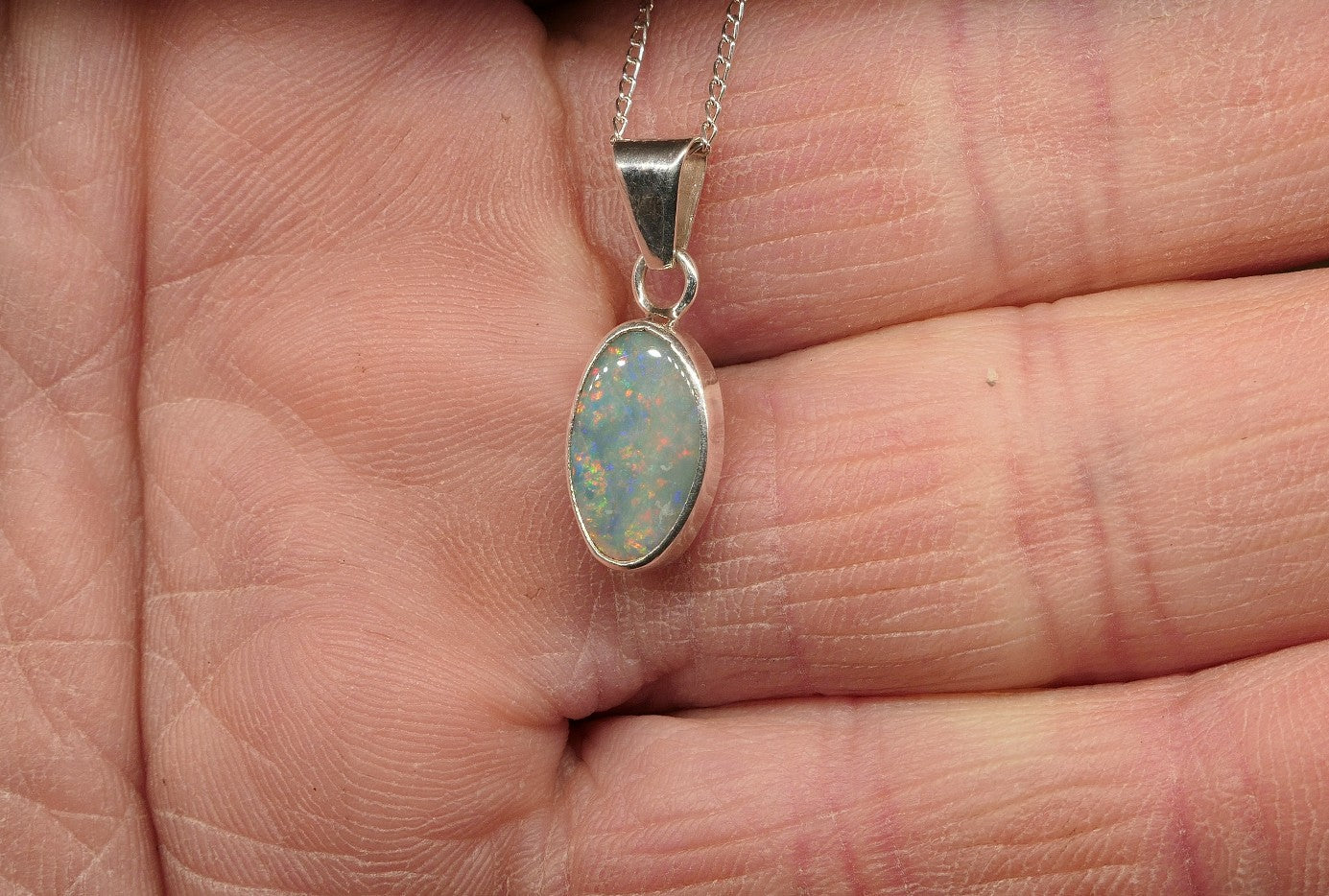 Silver Mintubi opal pendant