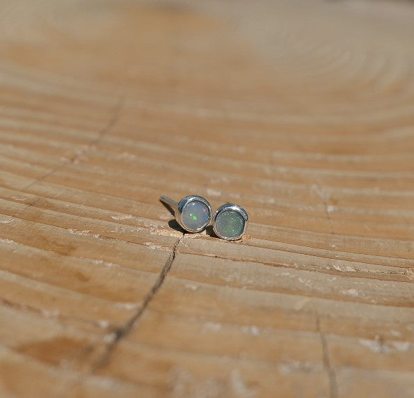 4mm silver earstuds