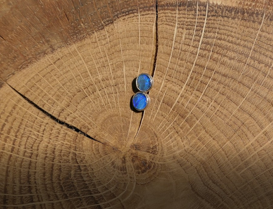 4mm silver solid opal earstuds