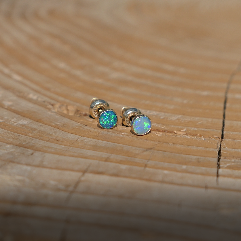 4mm 14k gold earstuds