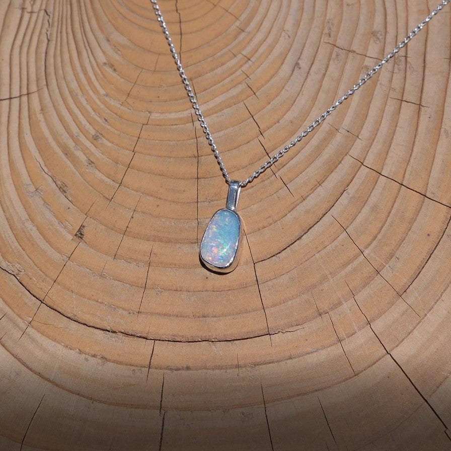 Silver opal pendant.