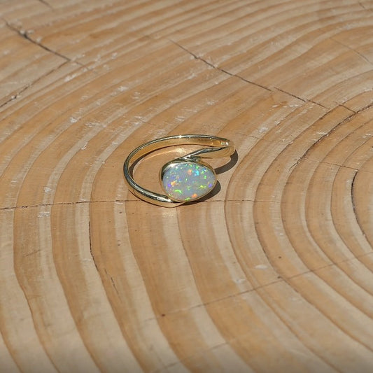 18k gold opal ring