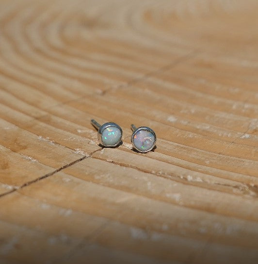 4mm silver earstuds