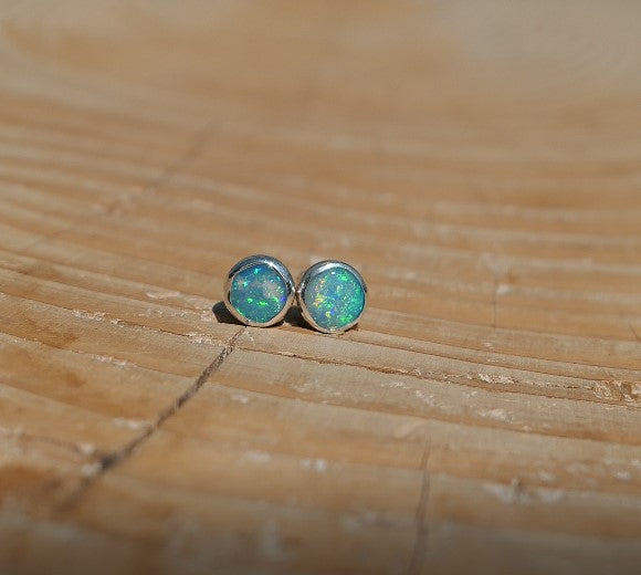 5mm silver earstuds