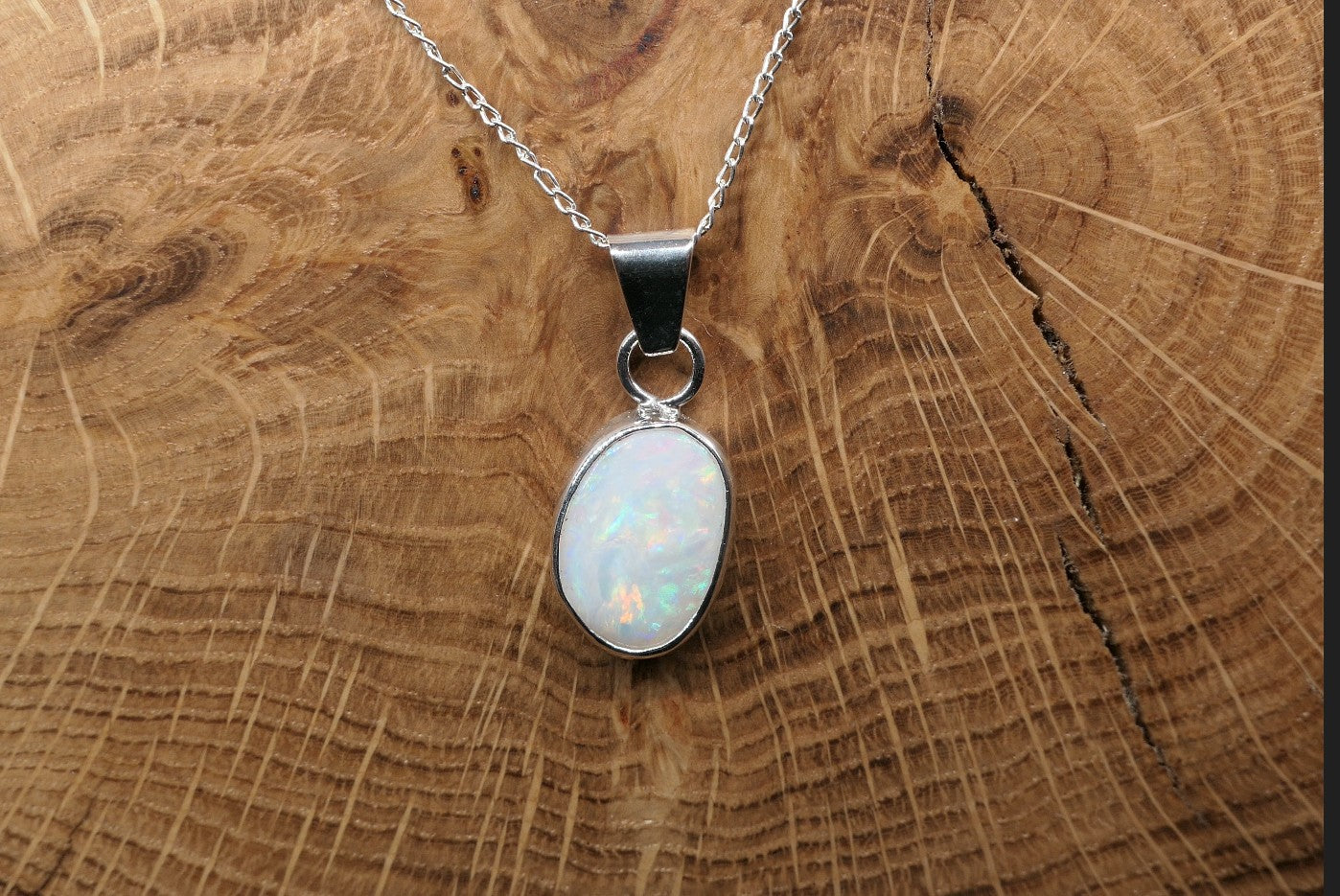 Silver Coober Pedy opal pendant