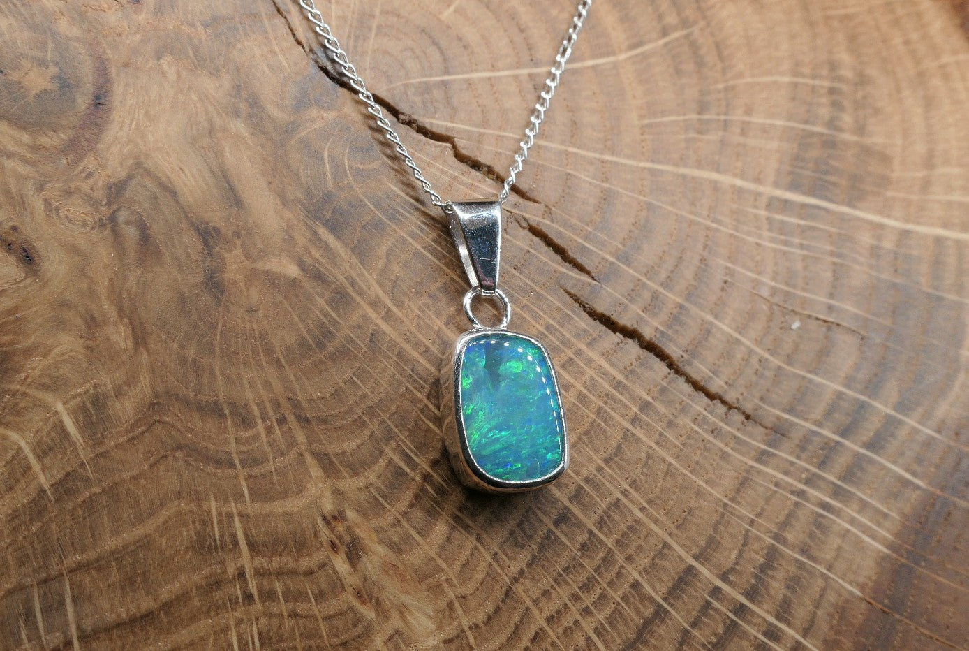 Silver Mintubi opal pendant (Copy)